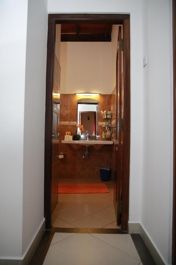 Colombo Orchid Villa Ngoại thất bức ảnh